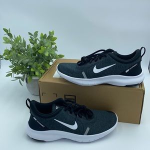 Nike Flex Experience 8